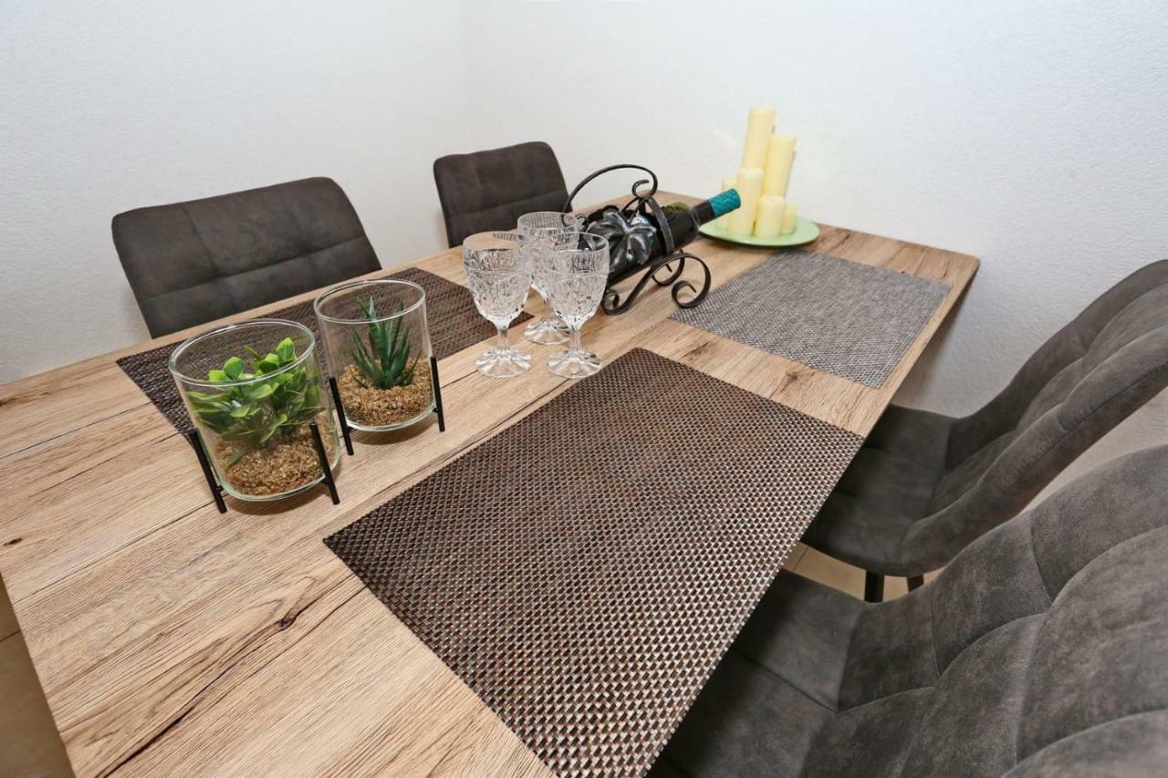 Malu Vir Lägenhet Exteriör bild