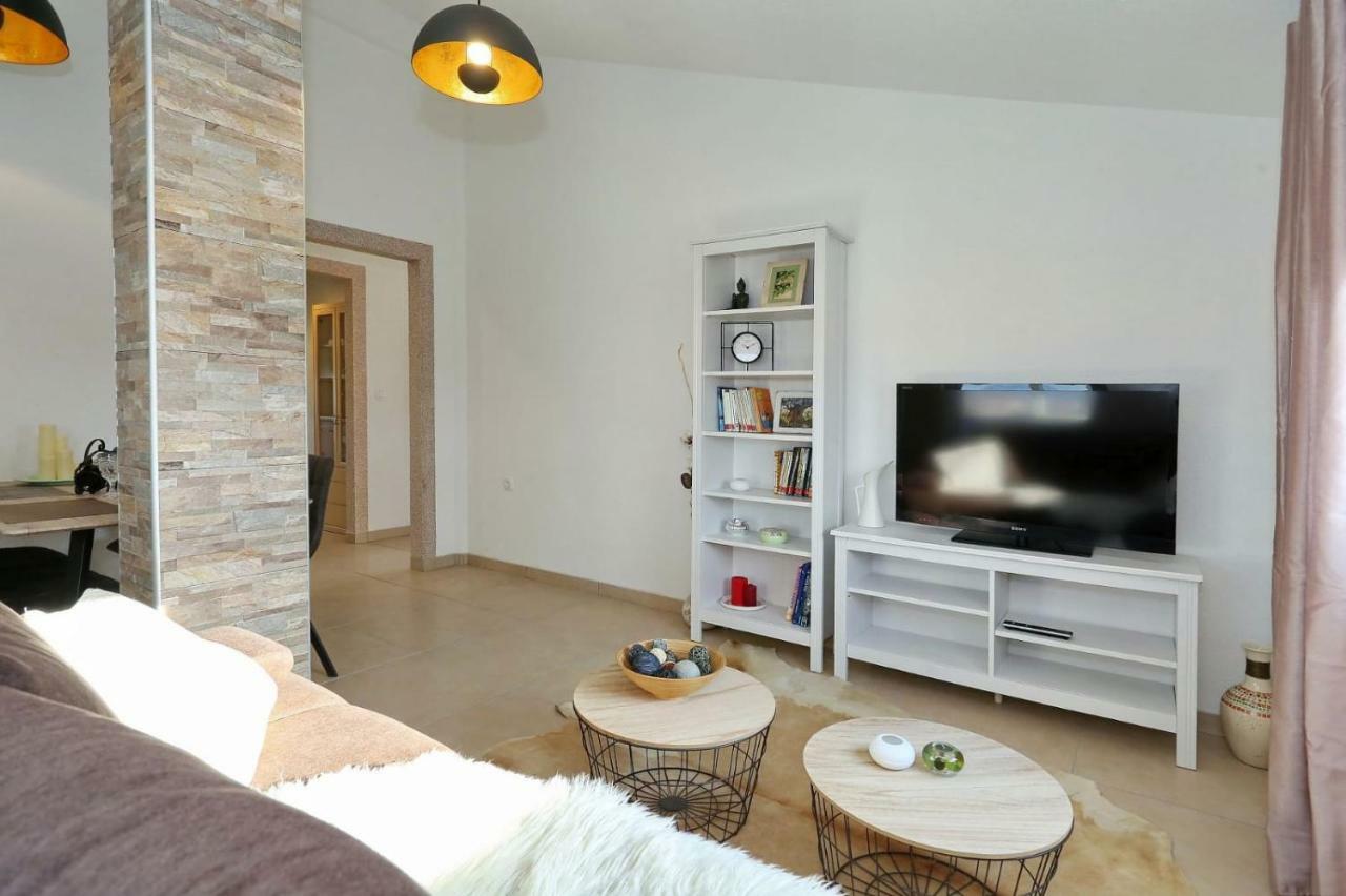 Malu Vir Lägenhet Exteriör bild